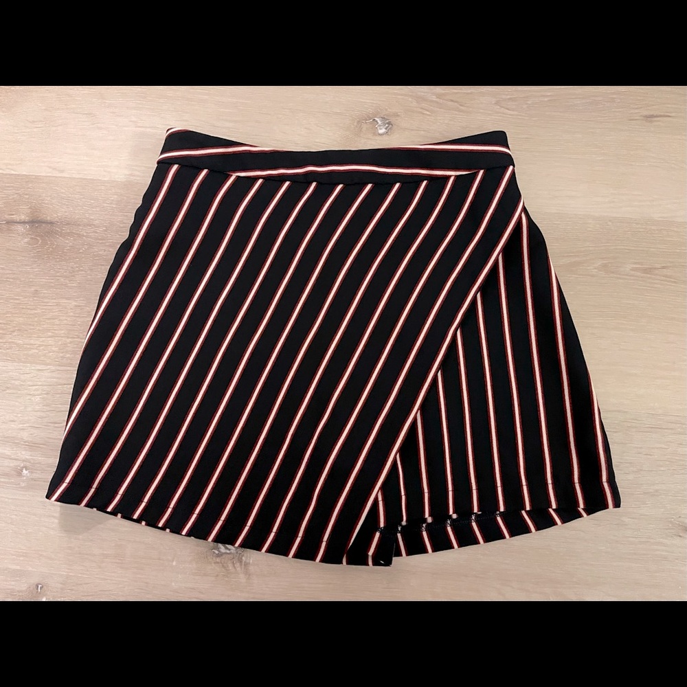 Lush Skort Striped